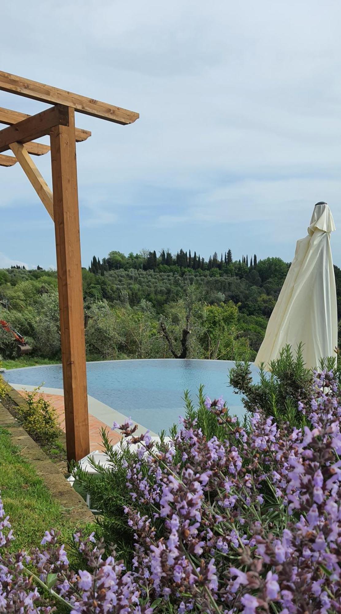 Villa In Campagna Costa Al Bagno 몬토폴리 인 발 다르노 외부 사진