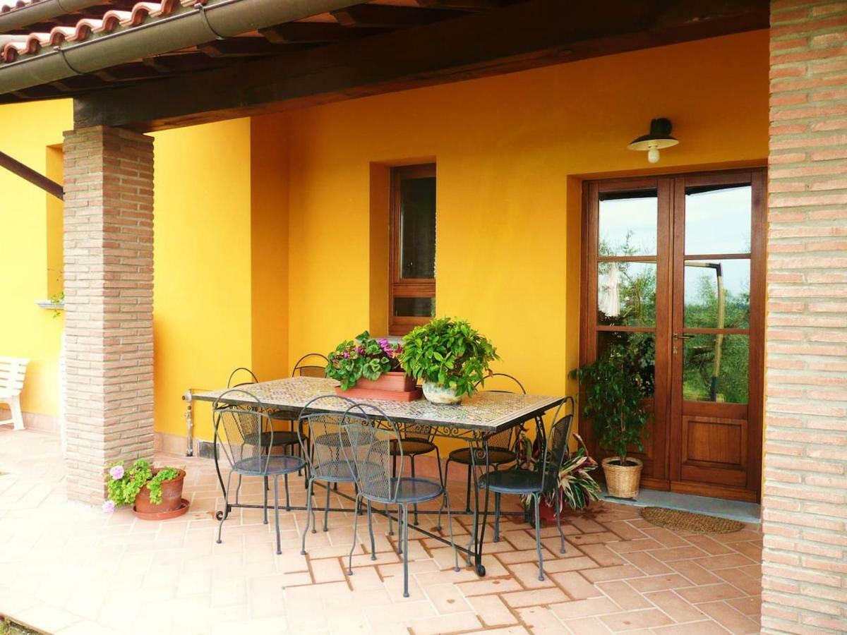Villa In Campagna Costa Al Bagno 몬토폴리 인 발 다르노 외부 사진