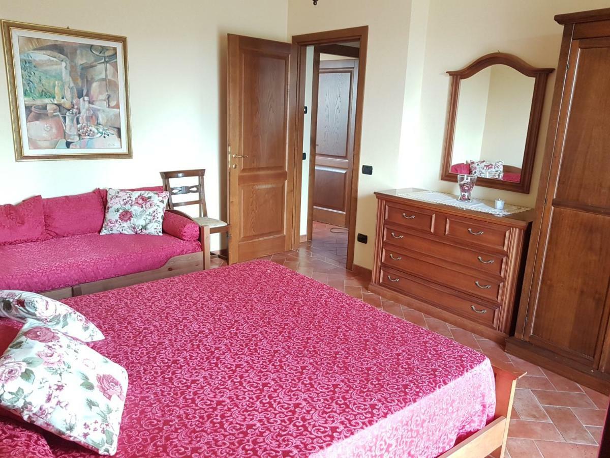 Villa In Campagna Costa Al Bagno 몬토폴리 인 발 다르노 외부 사진