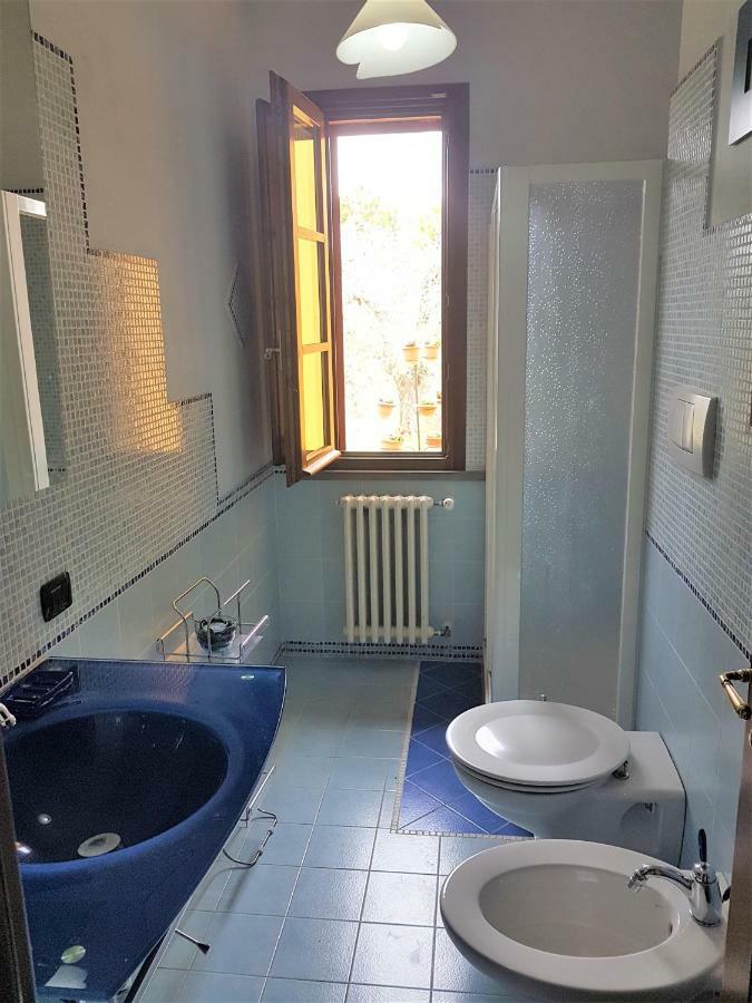 Villa In Campagna Costa Al Bagno 몬토폴리 인 발 다르노 외부 사진