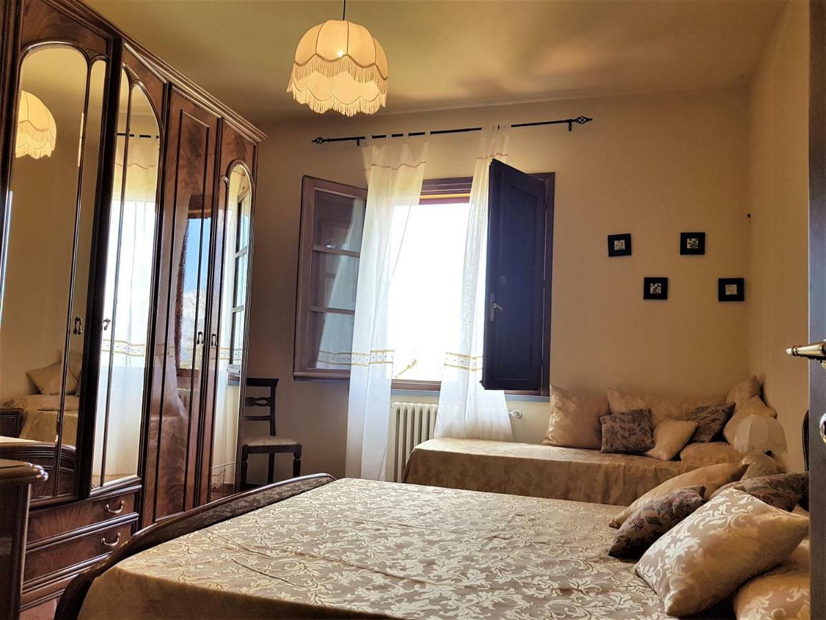 Villa In Campagna Costa Al Bagno 몬토폴리 인 발 다르노 외부 사진