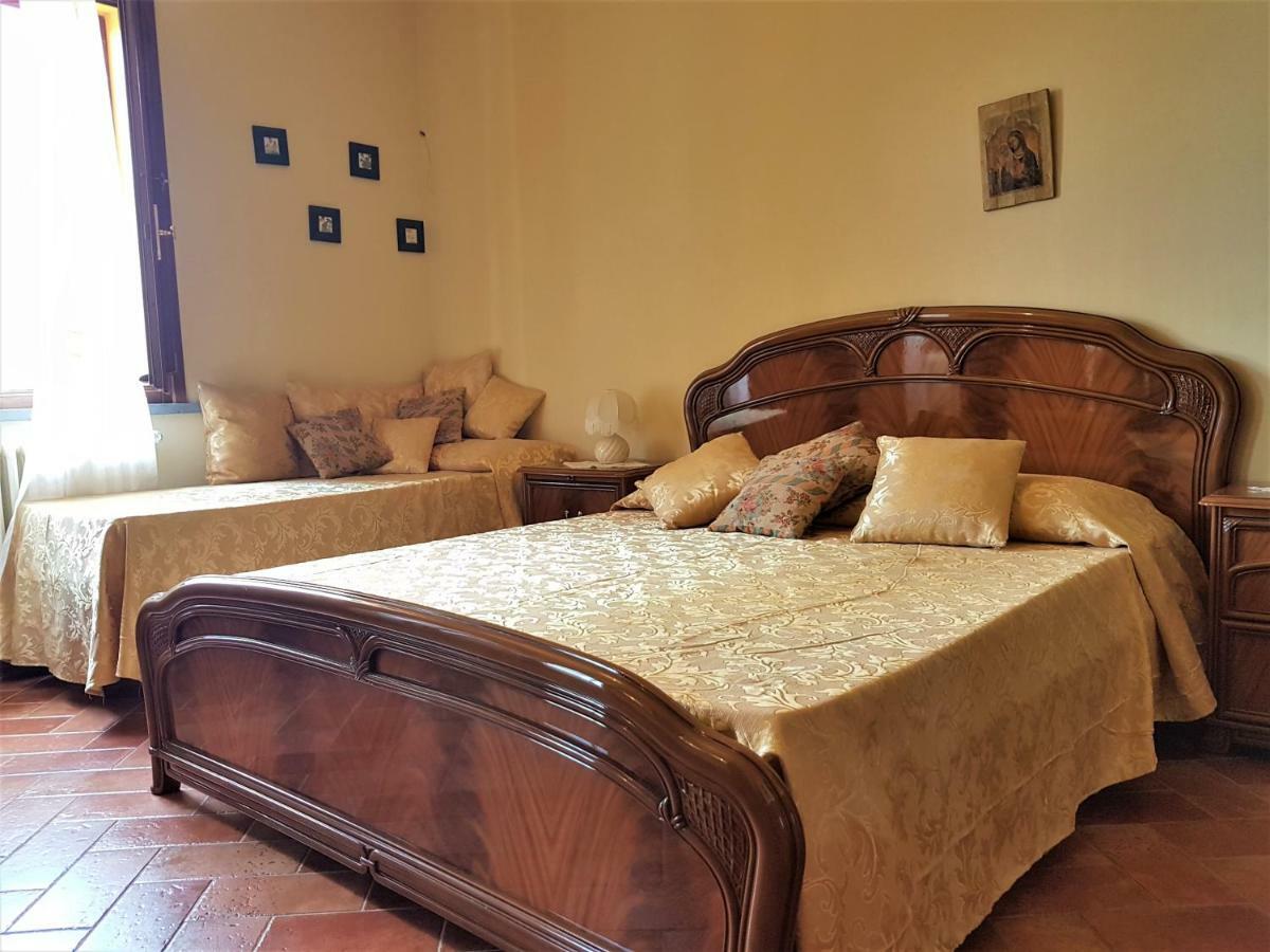 Villa In Campagna Costa Al Bagno 몬토폴리 인 발 다르노 외부 사진